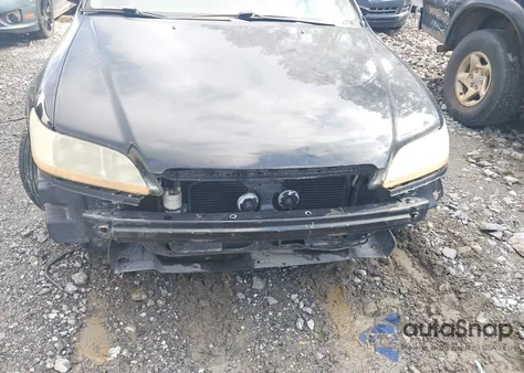 2002 Honda Accord 2.3 Ex/2.3 Se из США, поврежденный, VIN 1HGCG66822A066895